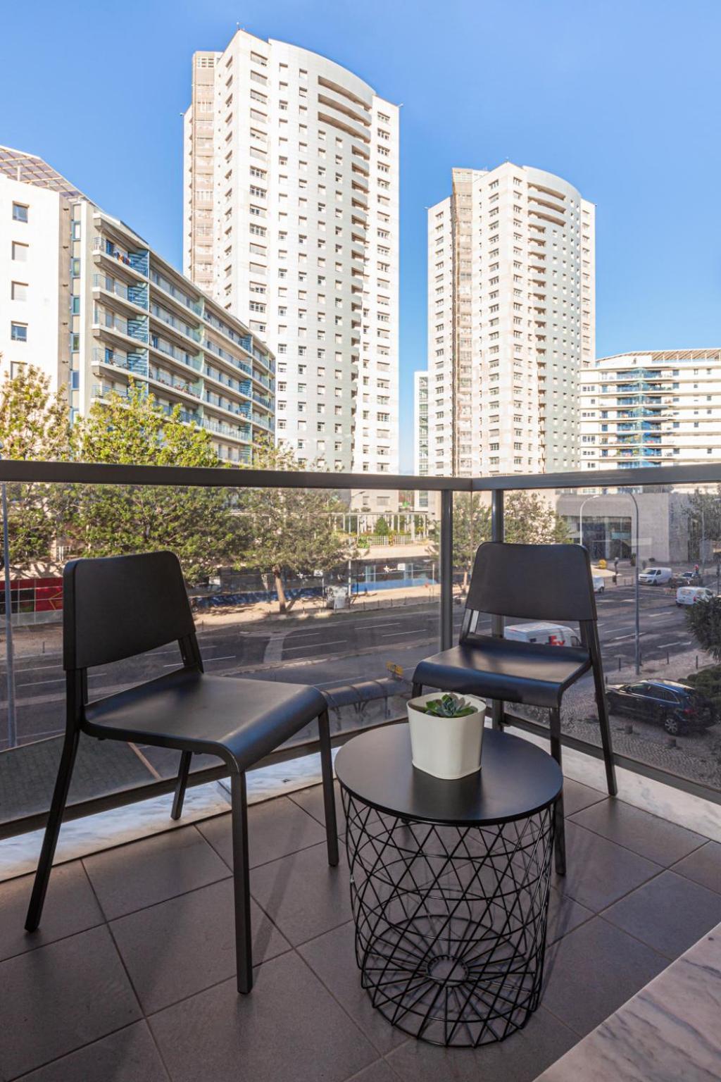 Apartamento Lisboa Sete Rios ภายนอก รูปภาพ